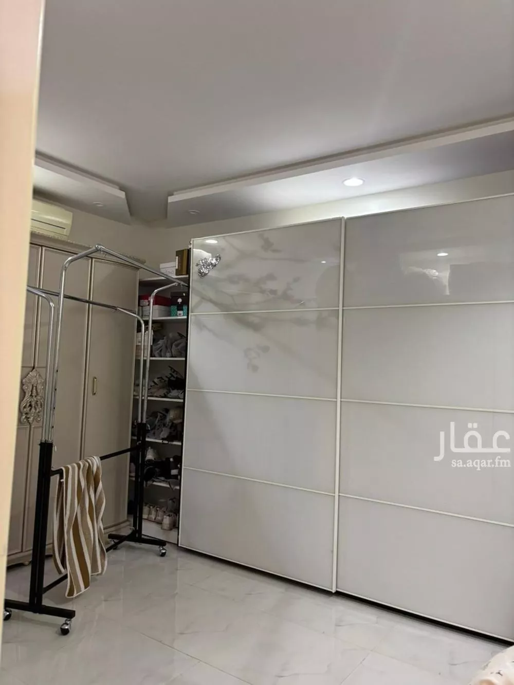 فيلا 6 غرف في المهدية 12