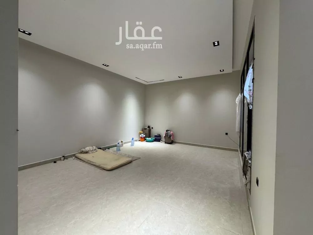 7 bedroom villa in Qurtubah, Riyadh 16