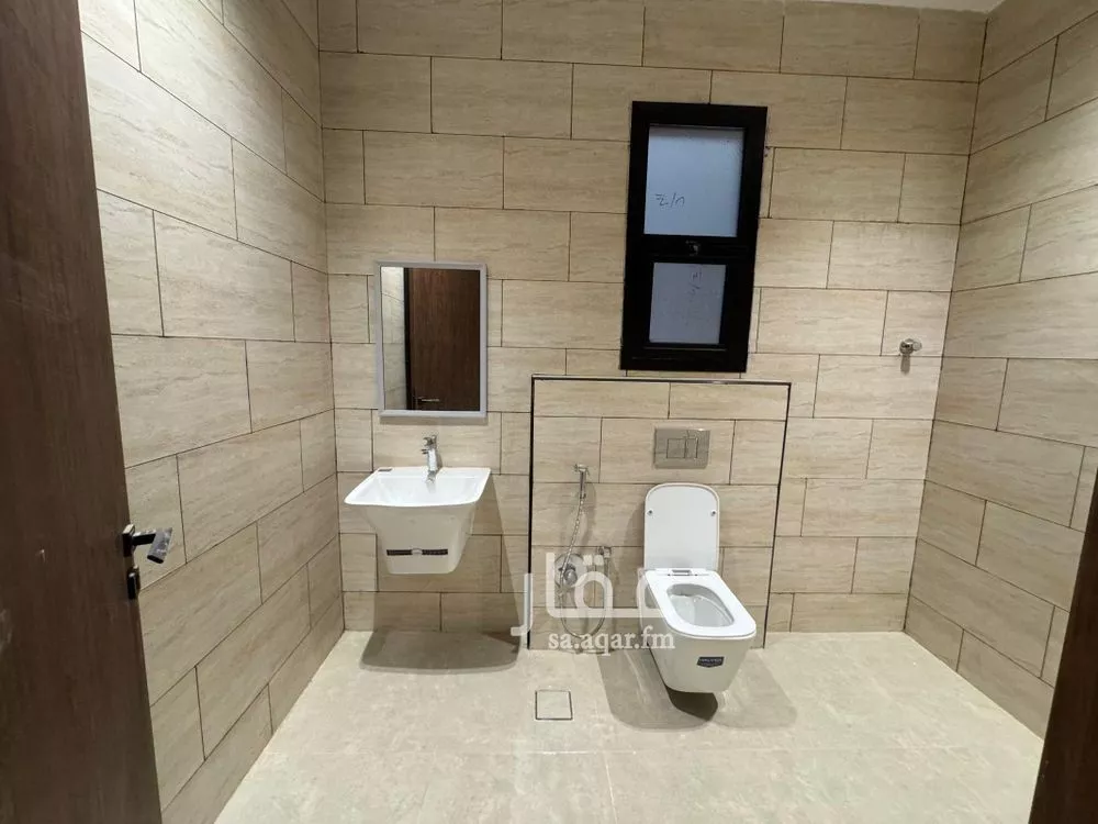 7 bedroom villa in Qurtubah, Riyadh 17