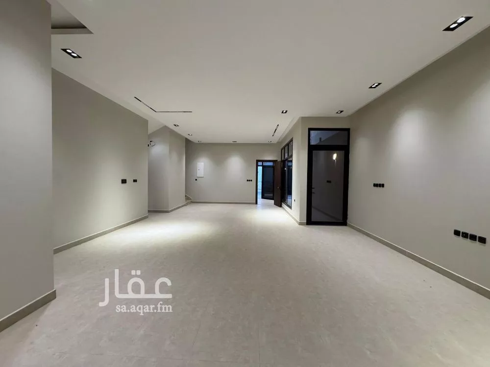7 bedroom villa in Qurtubah, Riyadh 7
