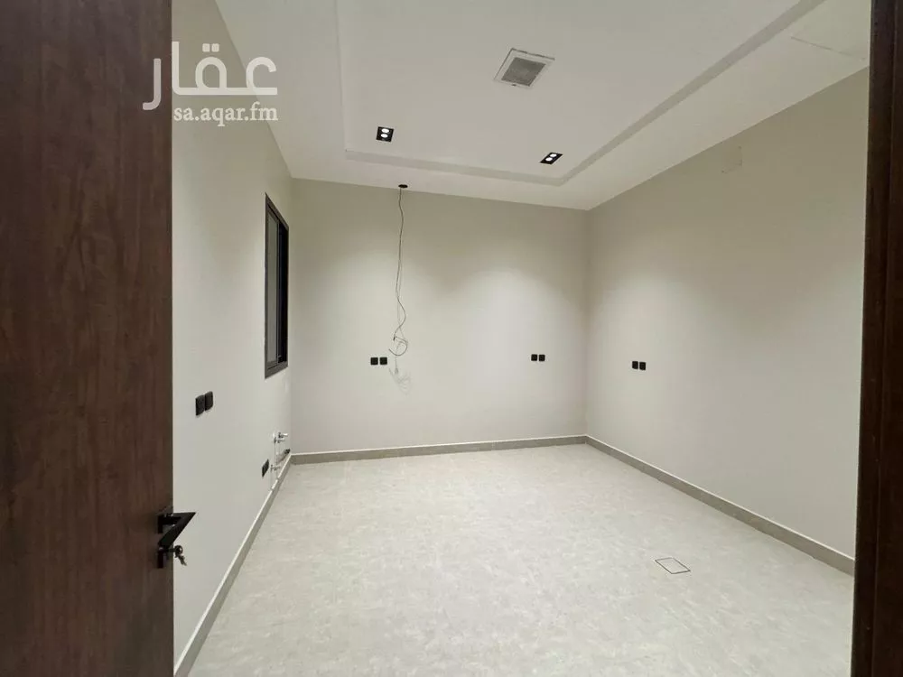 7 bedroom villa in Qurtubah, Riyadh 9