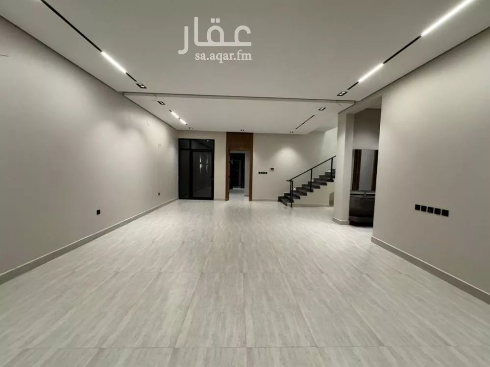 فيلا 5 غرف في الرمال 13