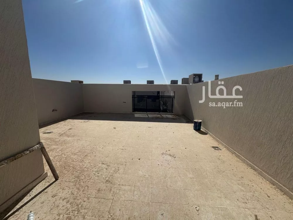 فيلا 5 غرف في الرمال 12