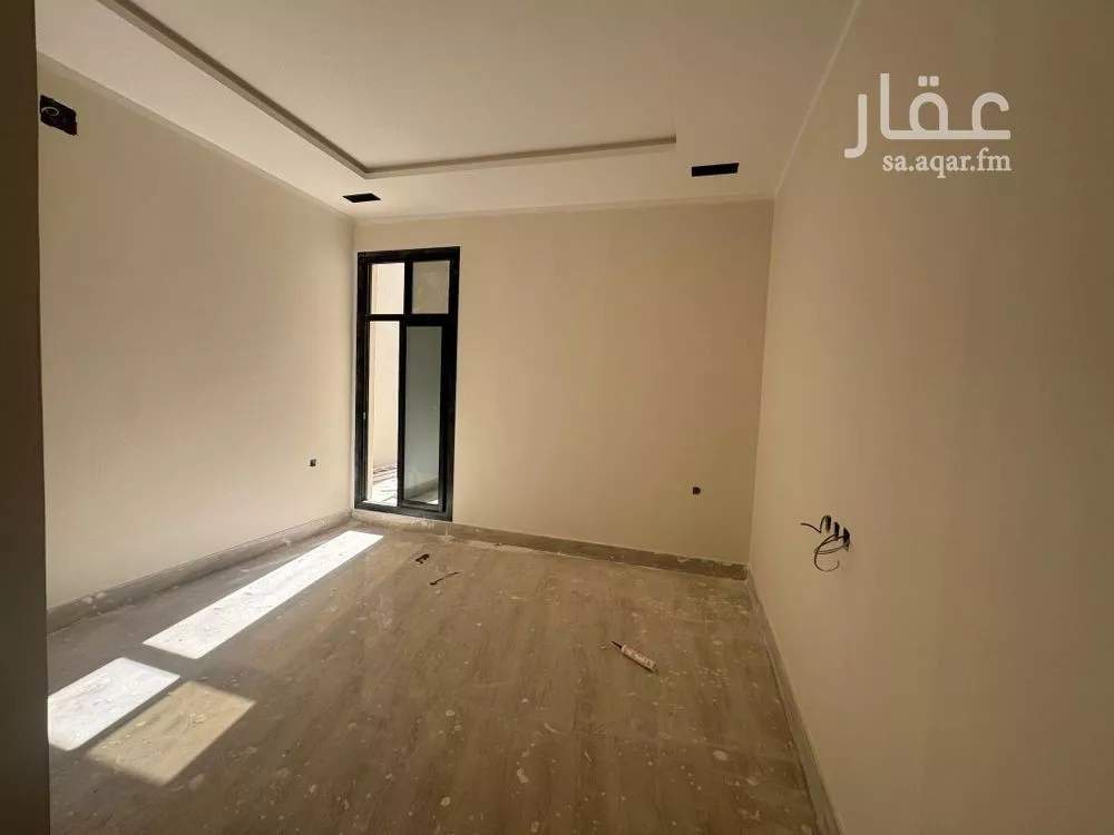 فيلا 5 غرف في الرمال 15