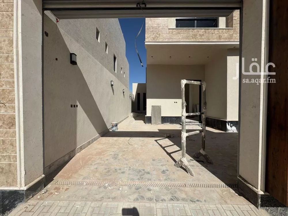 فيلا 5 غرف في الرمال 21
