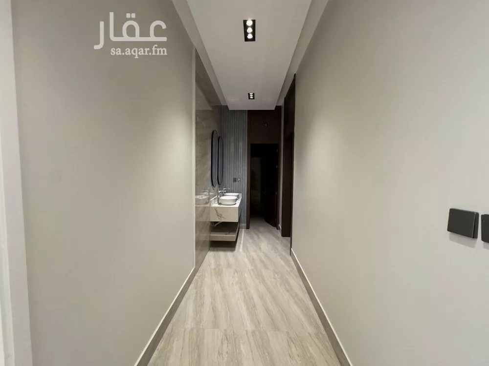 5 bedroom villa in Al Rimal 11