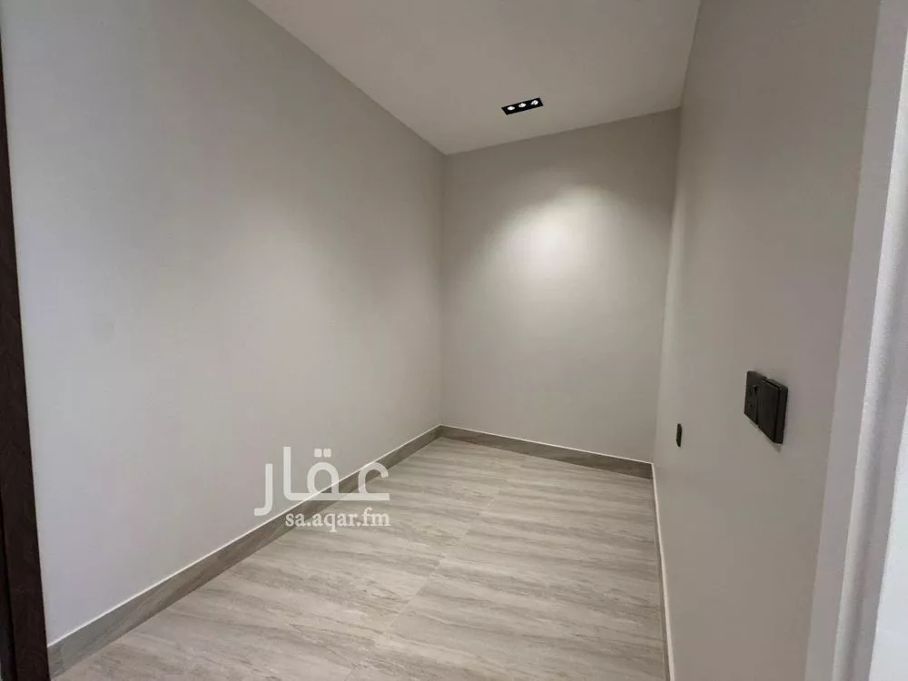 5 bedroom villa in Al Rimal 12