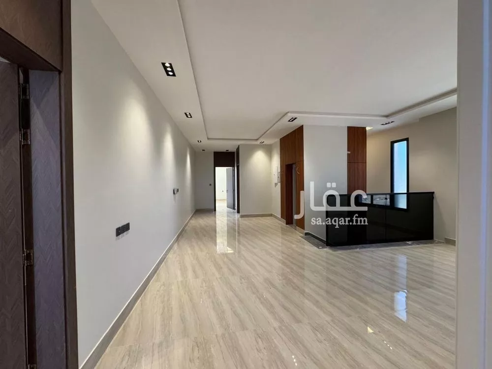 5 bedroom villa in Al Rimal 13