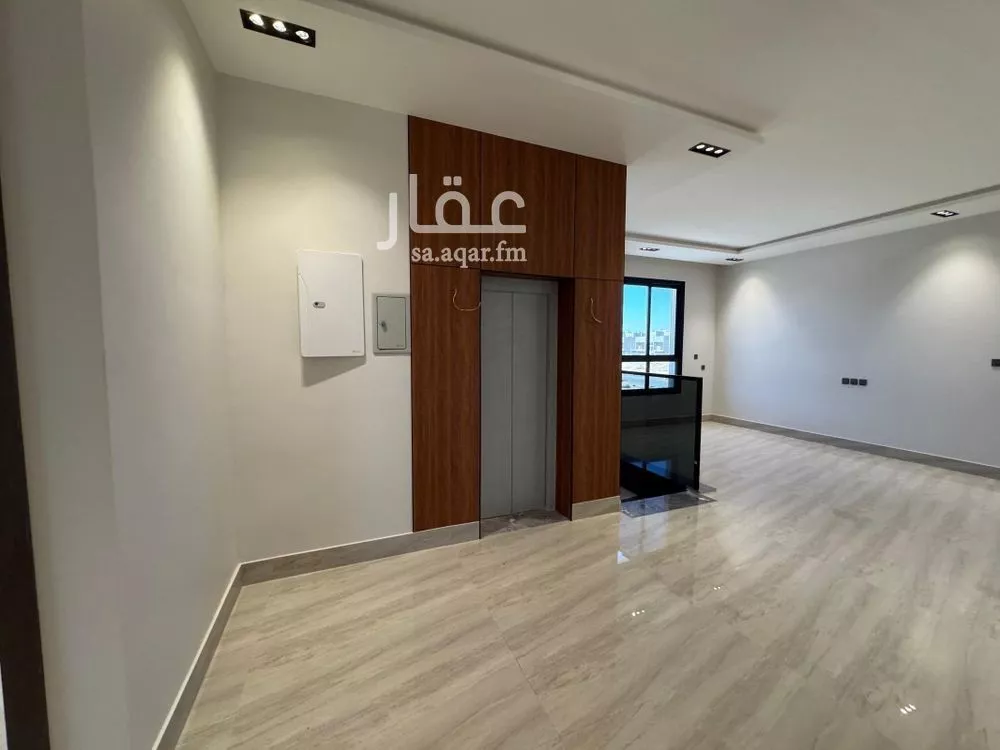 5 bedroom villa in Al Rimal 19