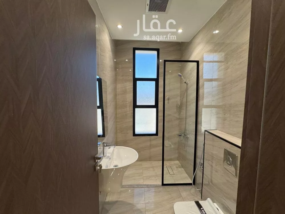 5 bedroom villa in Al Rimal 5