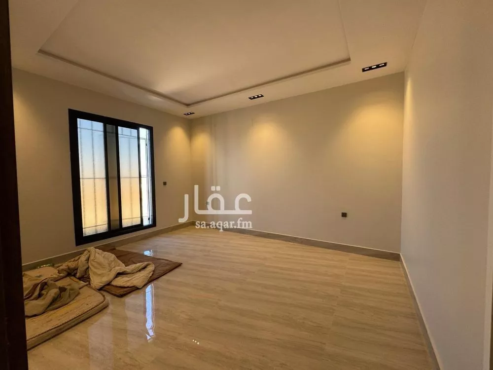 5 bedroom villa in Al Rimal 7
