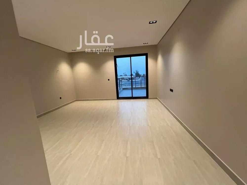 5 bedroom villa in Al Rimal 15