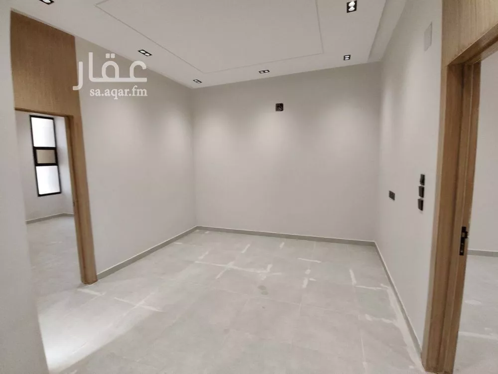 6 bedroom duplex in Tuwaiq 11
