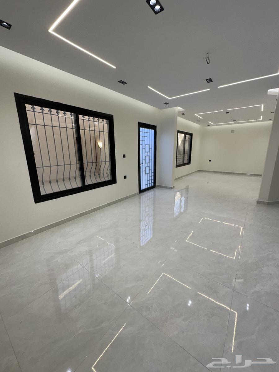 4 bedroom villa in Al Manar, Eastern Province 7