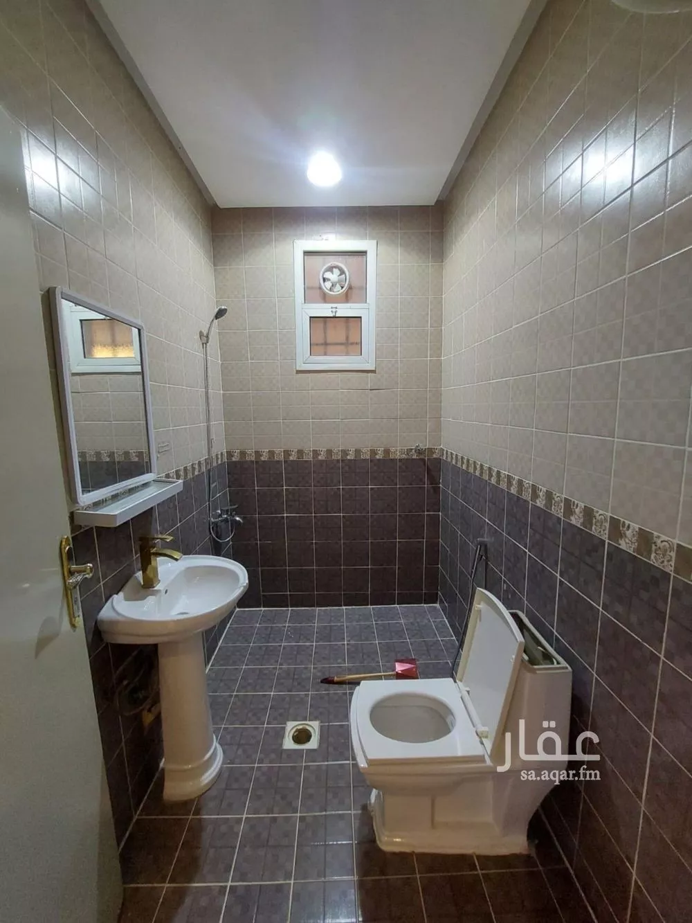 5 bedroom villa in Dhahrat Laban 4
