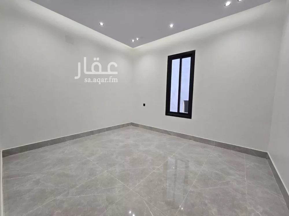 6 bedroom villa in Ash Sharq 11