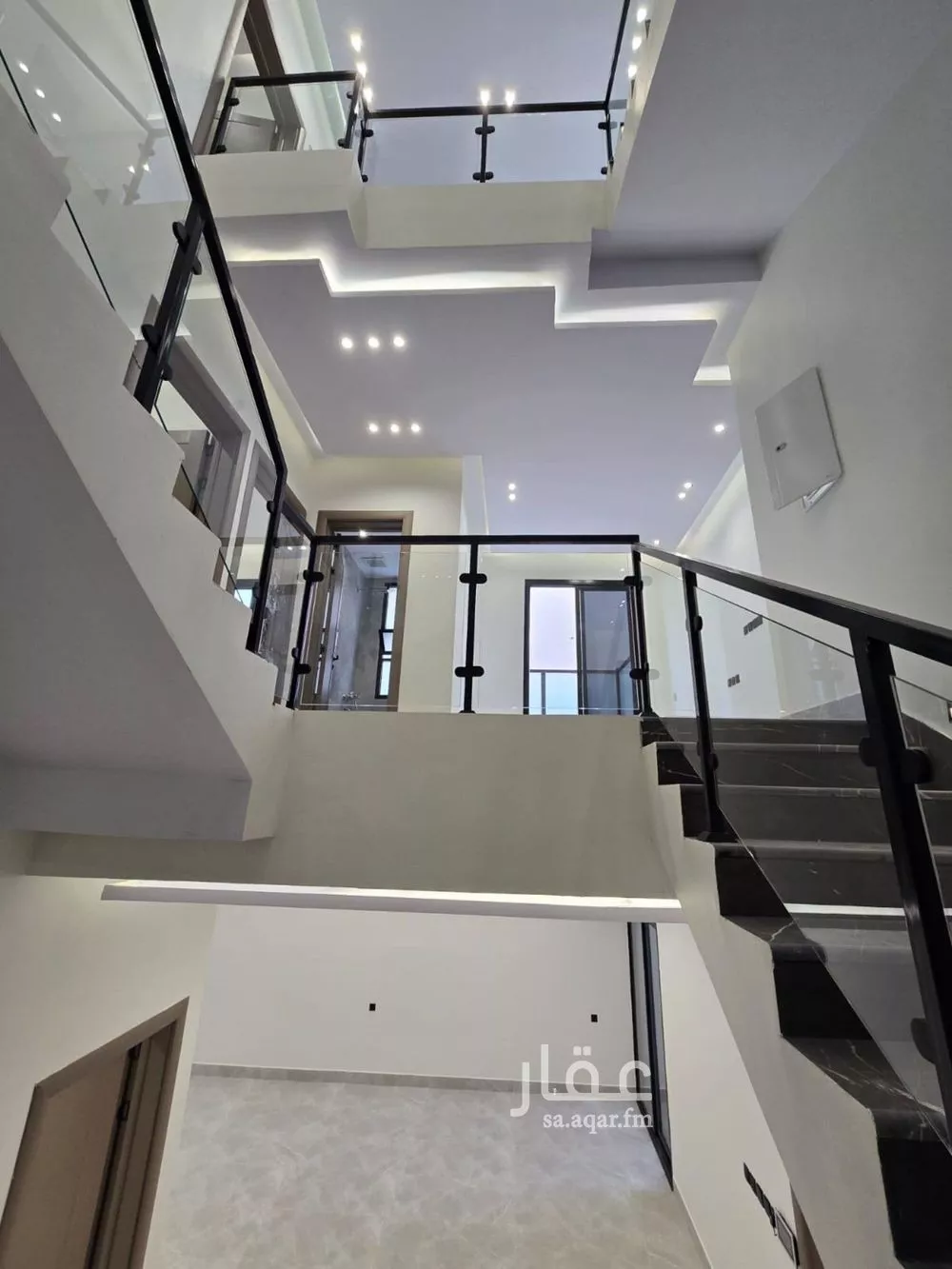 6 bedroom villa in Ash Sharq 10