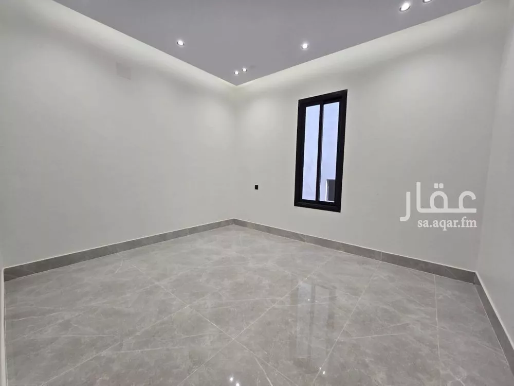 6 bedroom villa in Ash Sharq 9