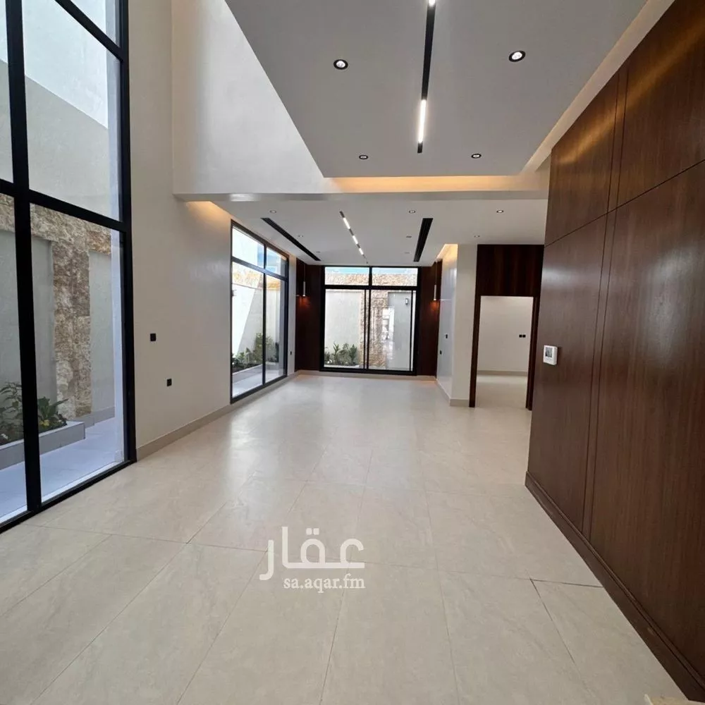 5 bedroom villa in Al Narjis 12
