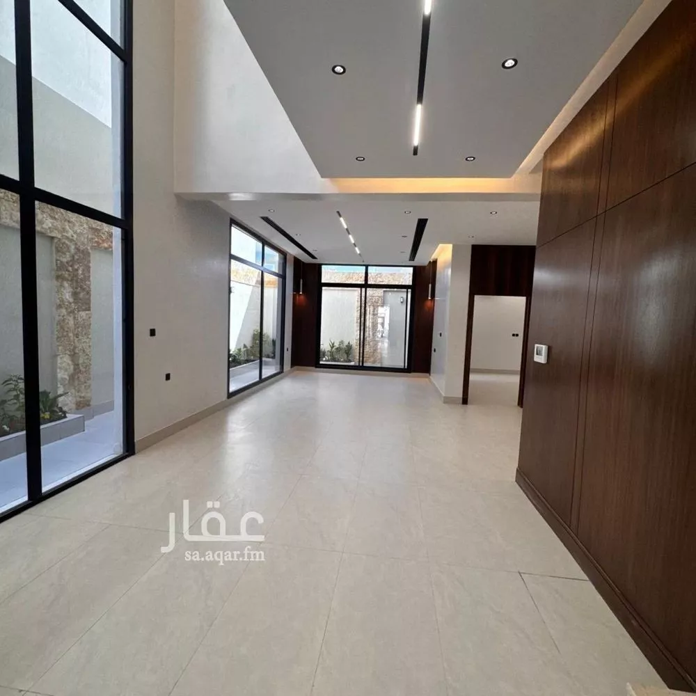 5 bedroom villa in Al Narjis 13