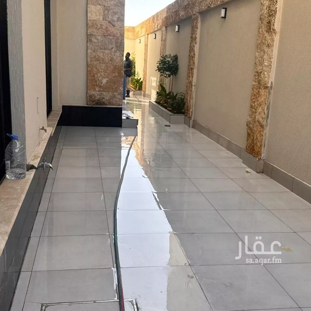 5 bedroom villa in Al Narjis 16