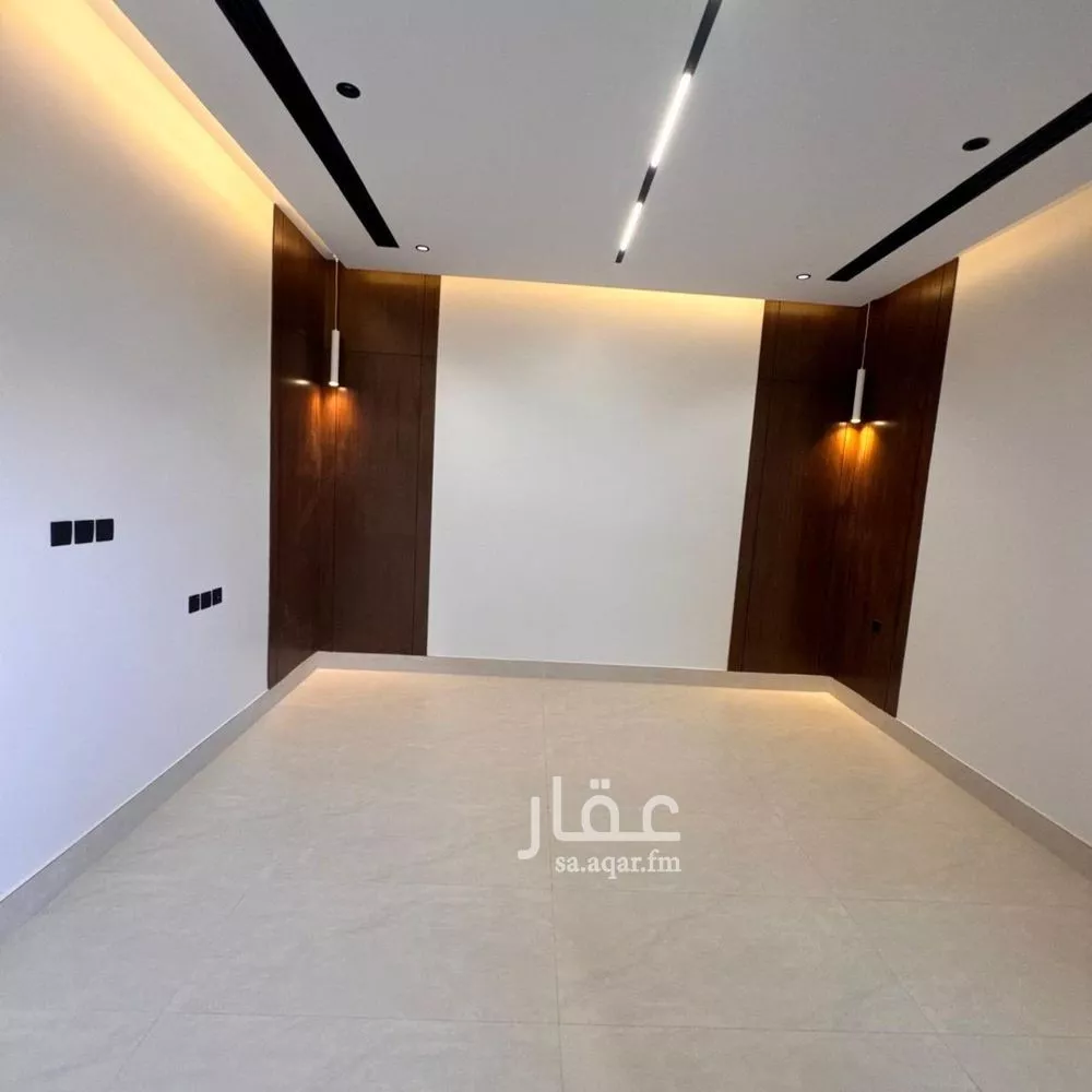 5 bedroom villa in Al Narjis 5