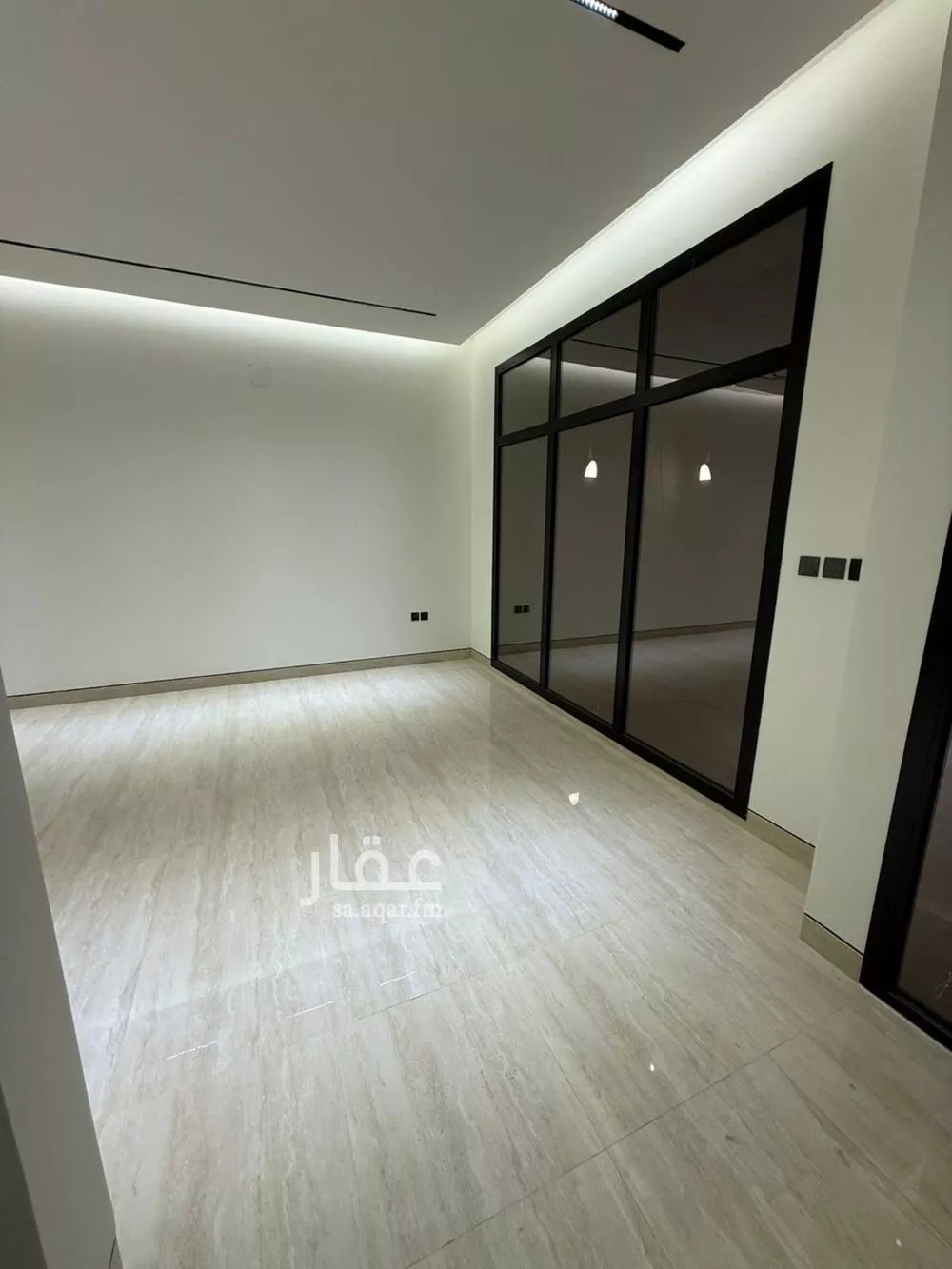 فيلا 6 غرف في النرجس 5