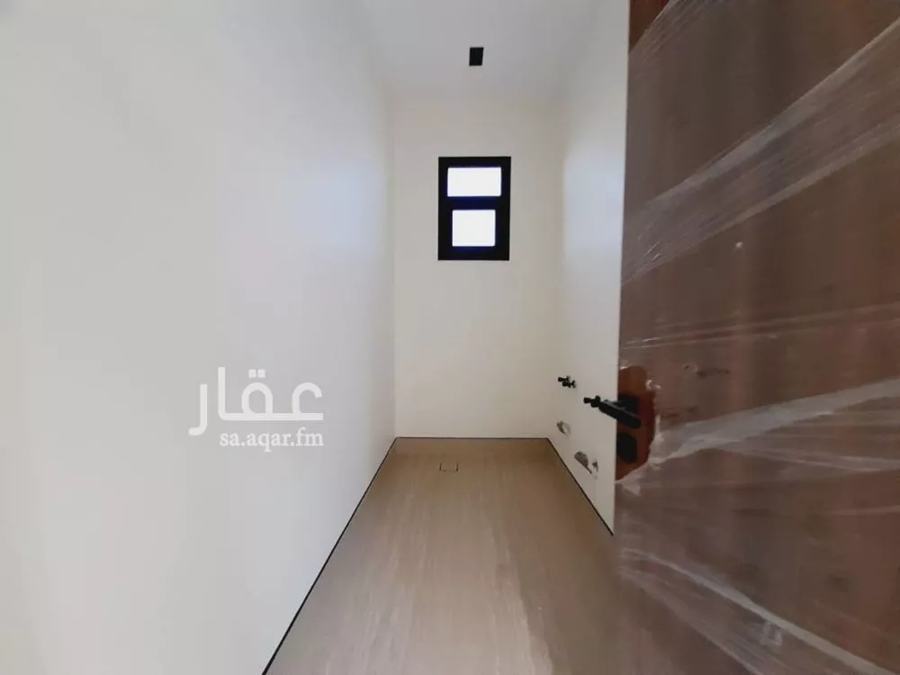 فيلا 5 غرف في ظهرة لبن 20