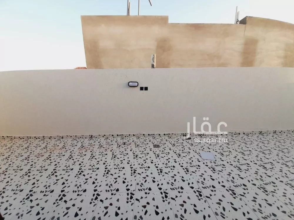 فيلا 5 غرف في ظهرة لبن 21