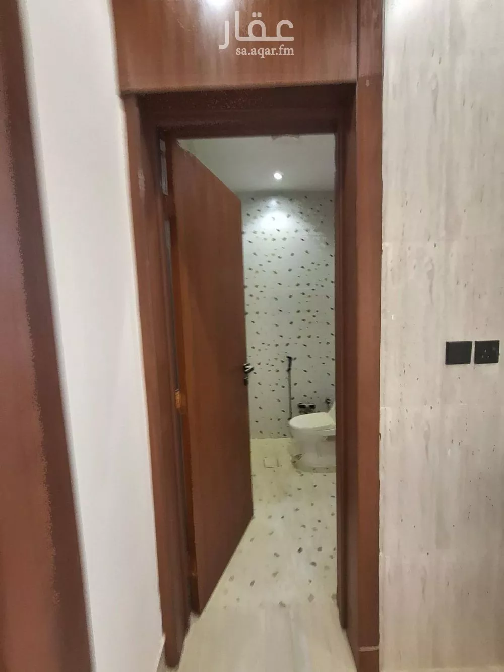 فيلا 5 غرف في طويق 11