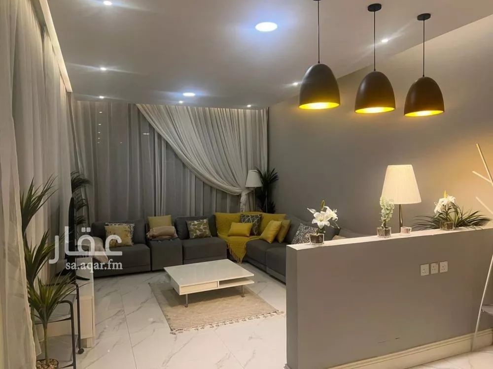 8 bedroom villa in Al Rawdah 4