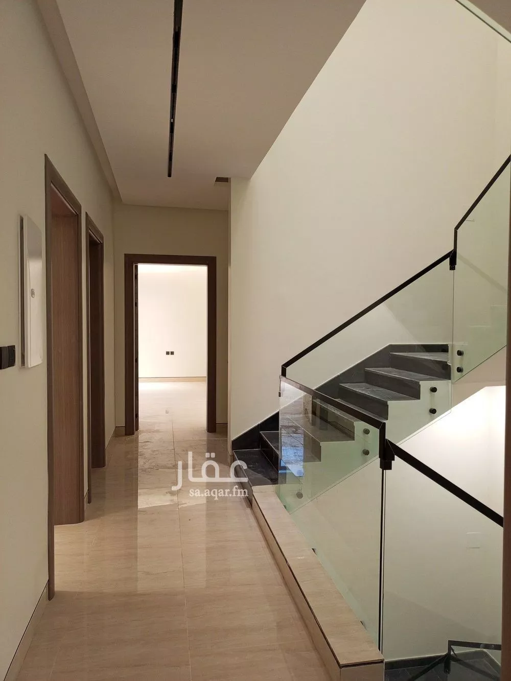 فيلا 4 غرف في النرجس 8