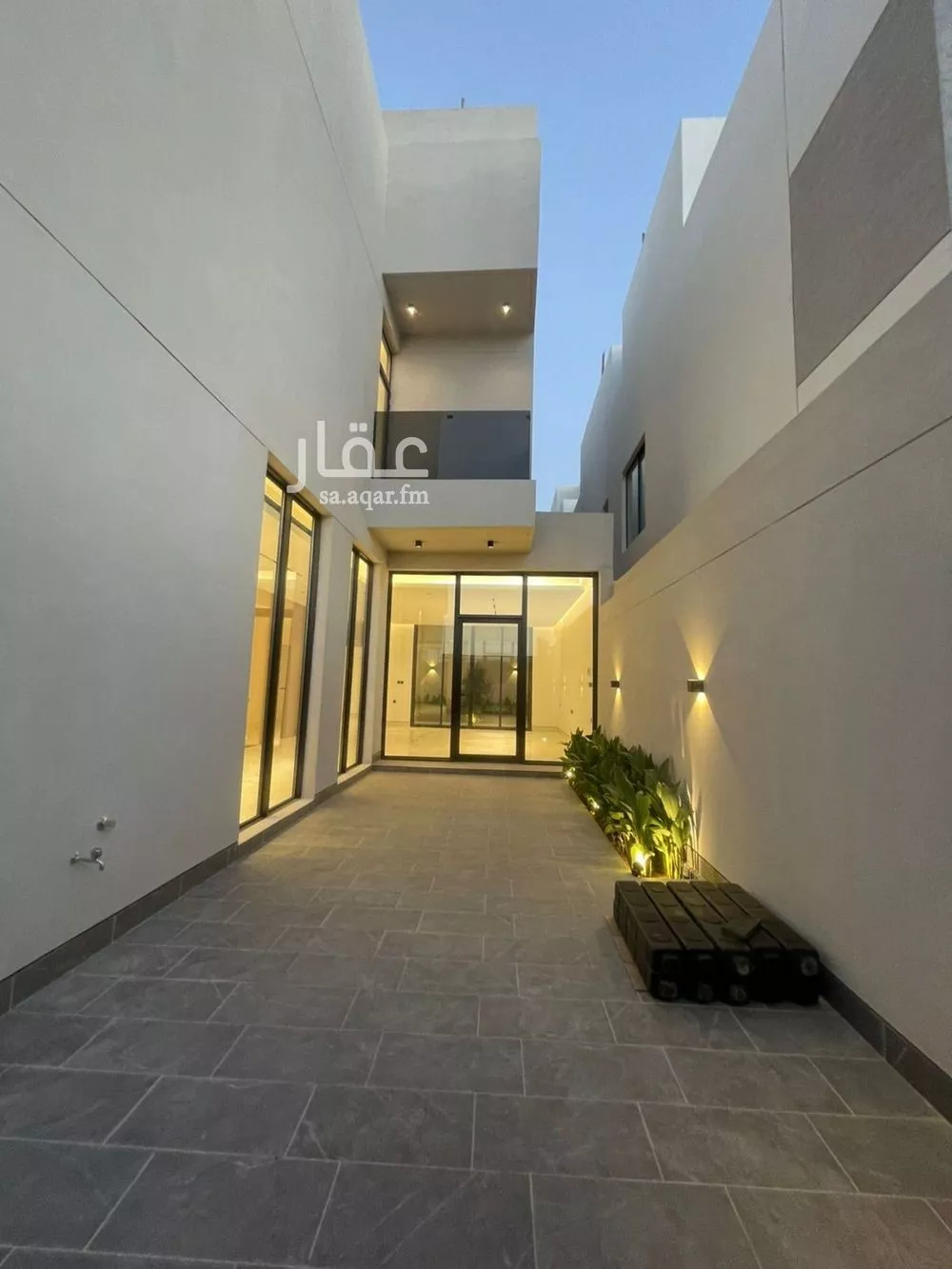 4 bedroom villa in Al Narjis 5