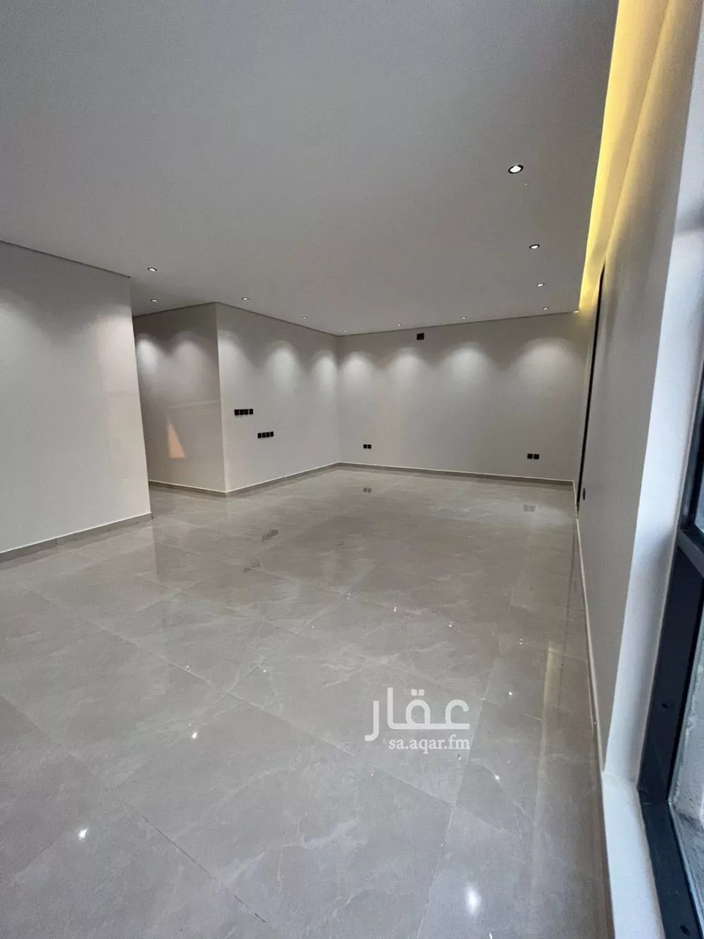 4 bedroom villa in Al Rimal 13