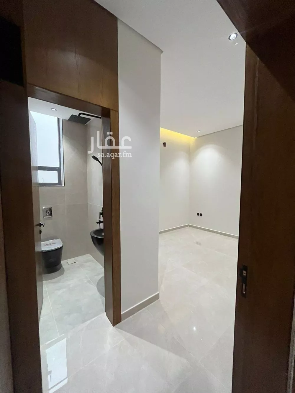 4 bedroom villa in Al Rimal 9