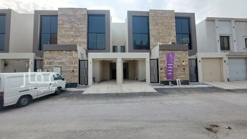 4 bedroom villa in Badr 8