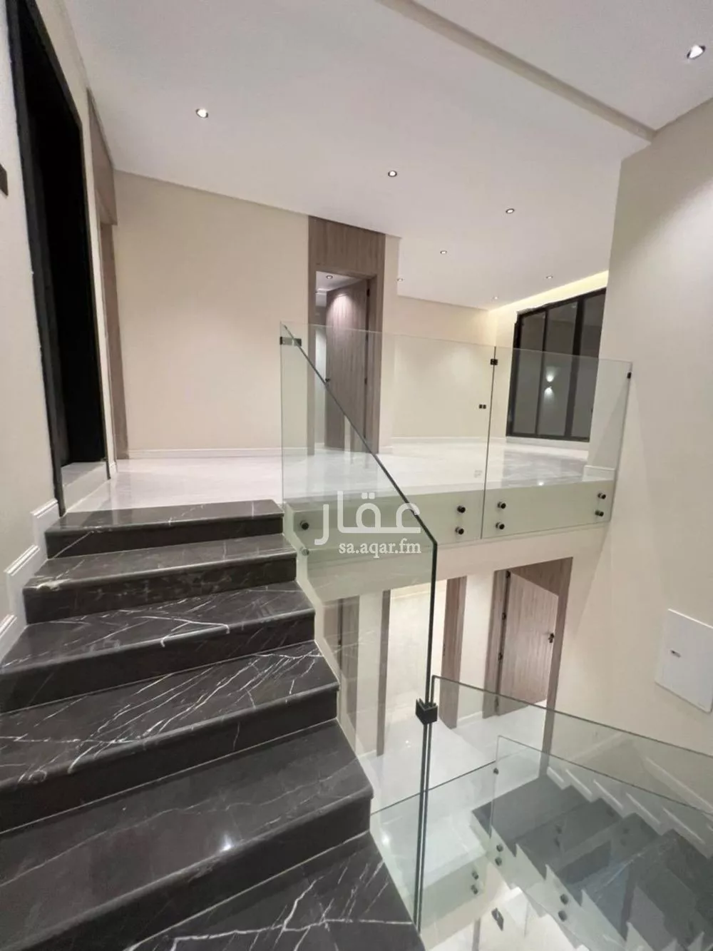 6 bedroom villa in Al Uraija Al Gharbiyah 4