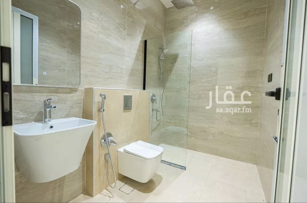 4 bedroom floor in Al Malqa 21