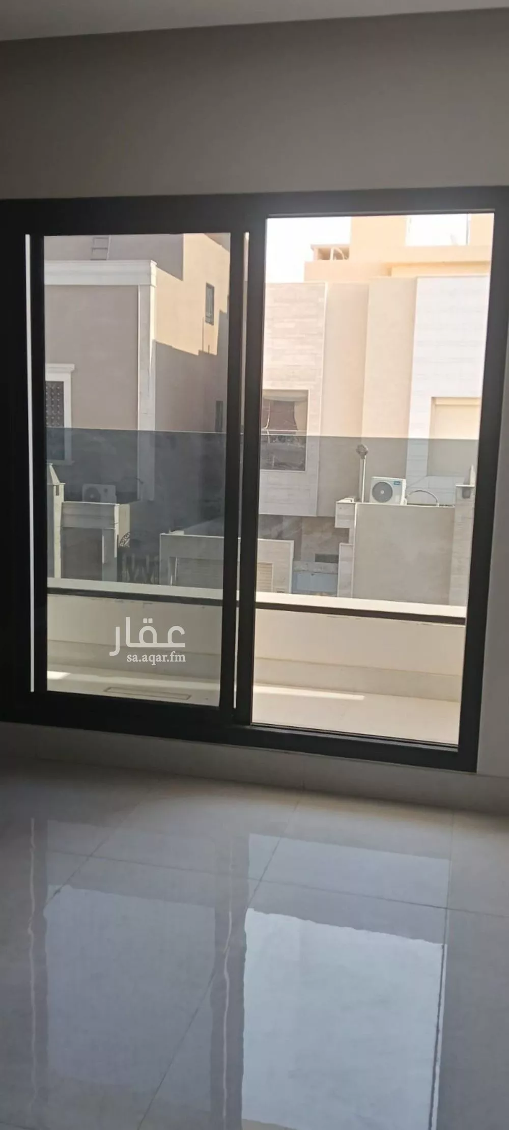 فيلا 4 غرف في العارض 17
