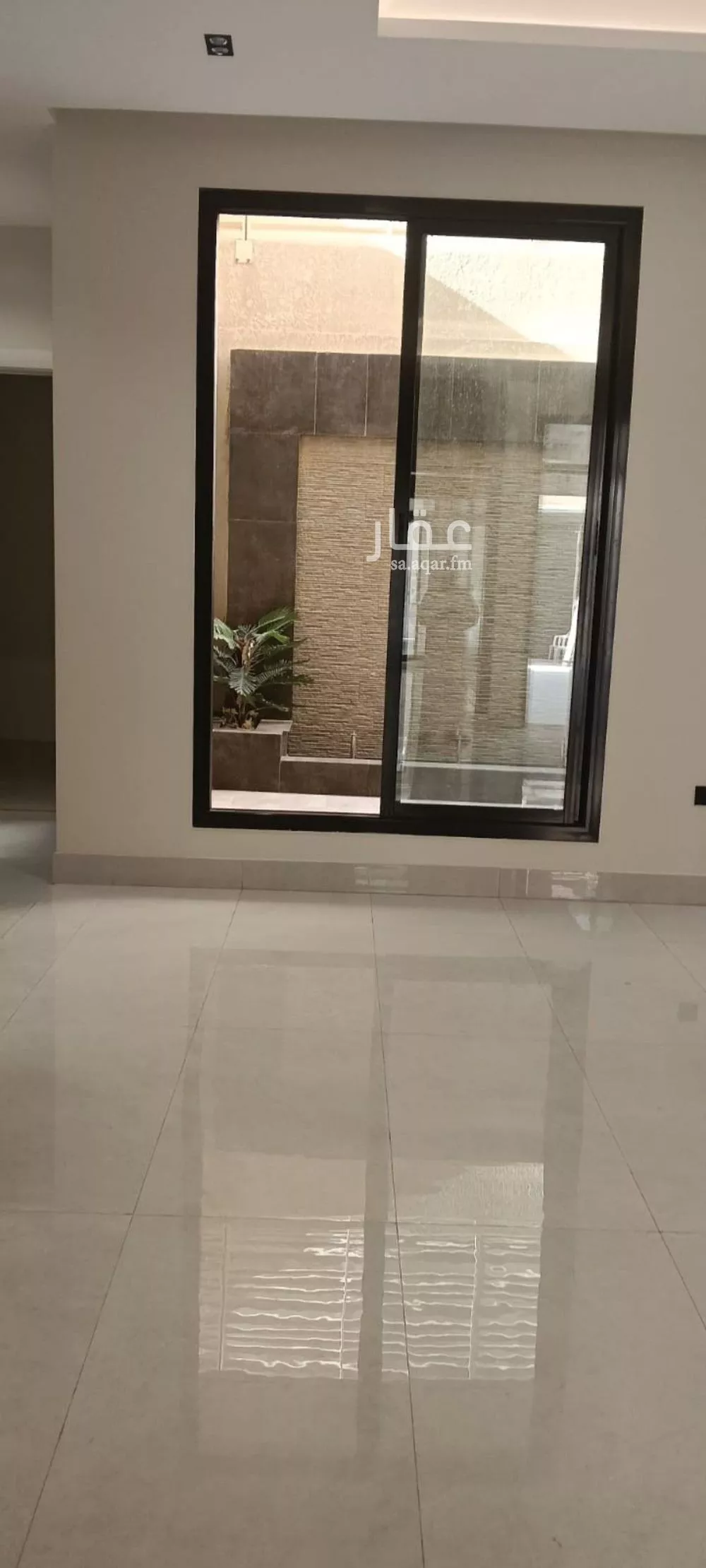 فيلا 4 غرف في العارض 19