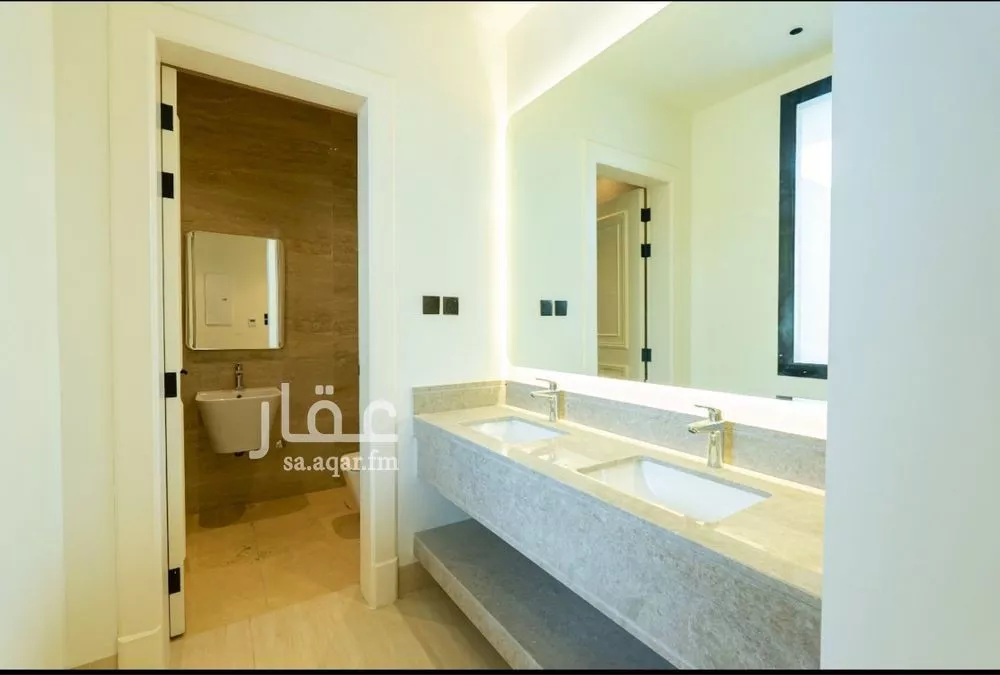 4 bedroom floor in Al Malqa 11