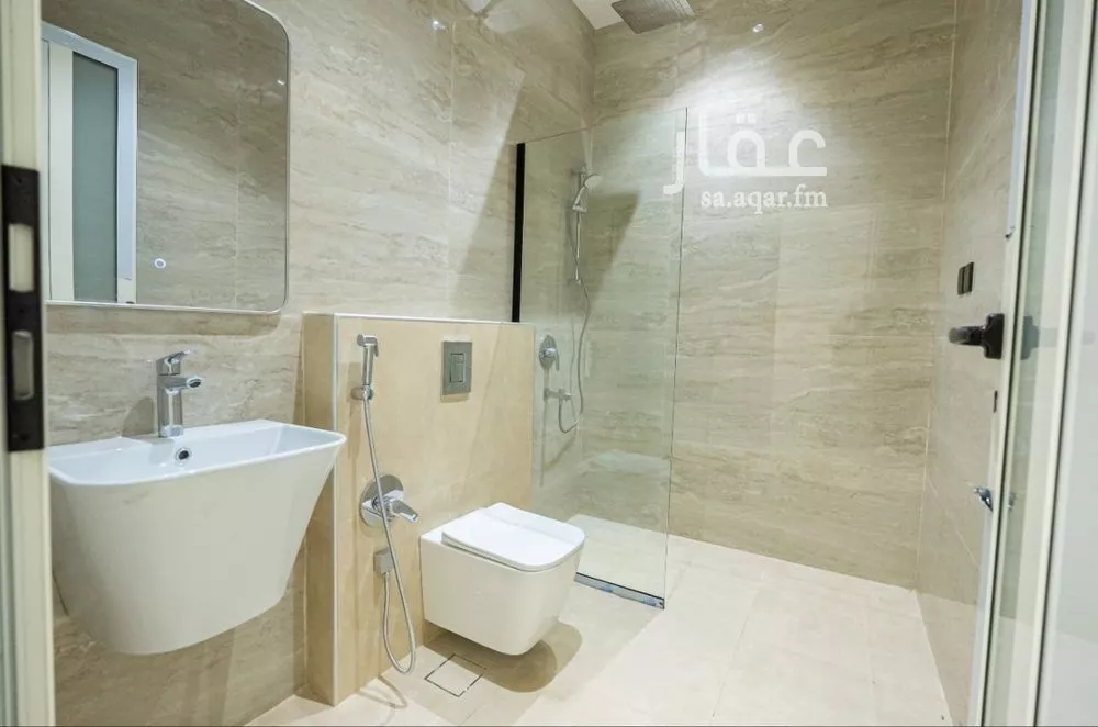 4 bedroom floor in Al Malqa 22