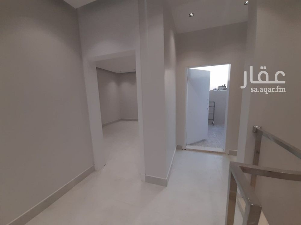 4 bedroom villa in Al Uraija Al Gharbi, Riyadh 16