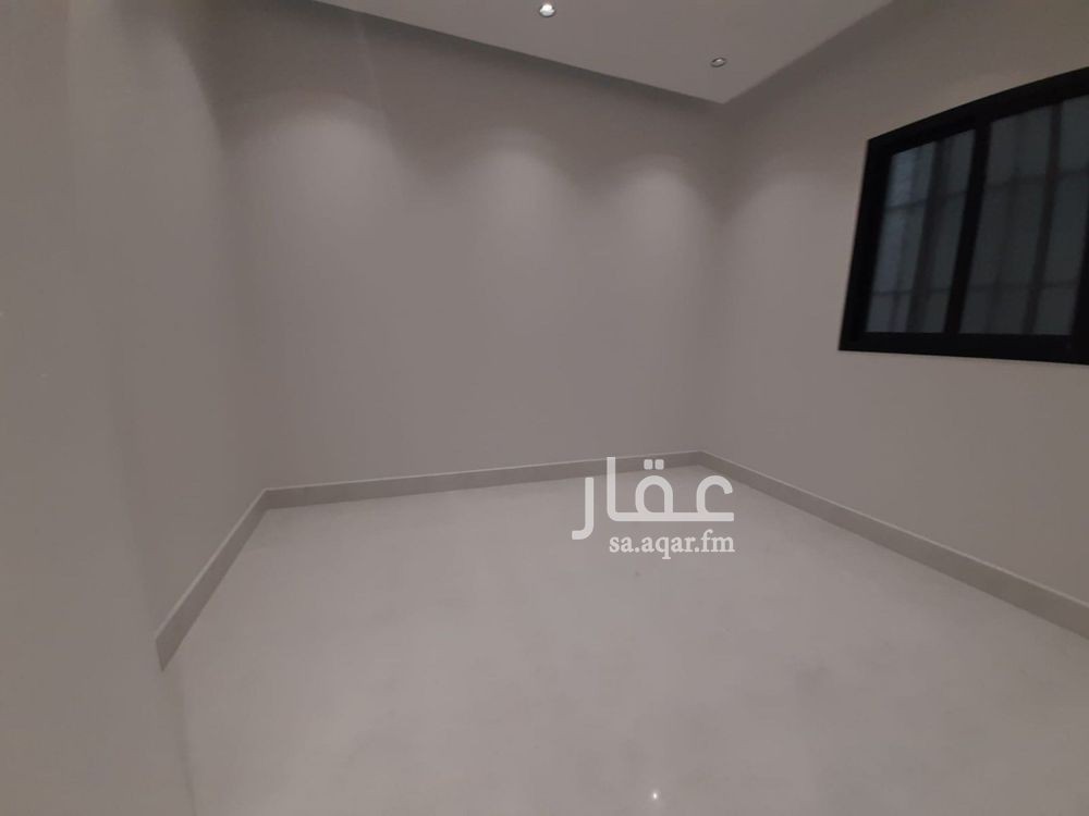 4 bedroom villa in Al Uraija Al Gharbi, Riyadh 3