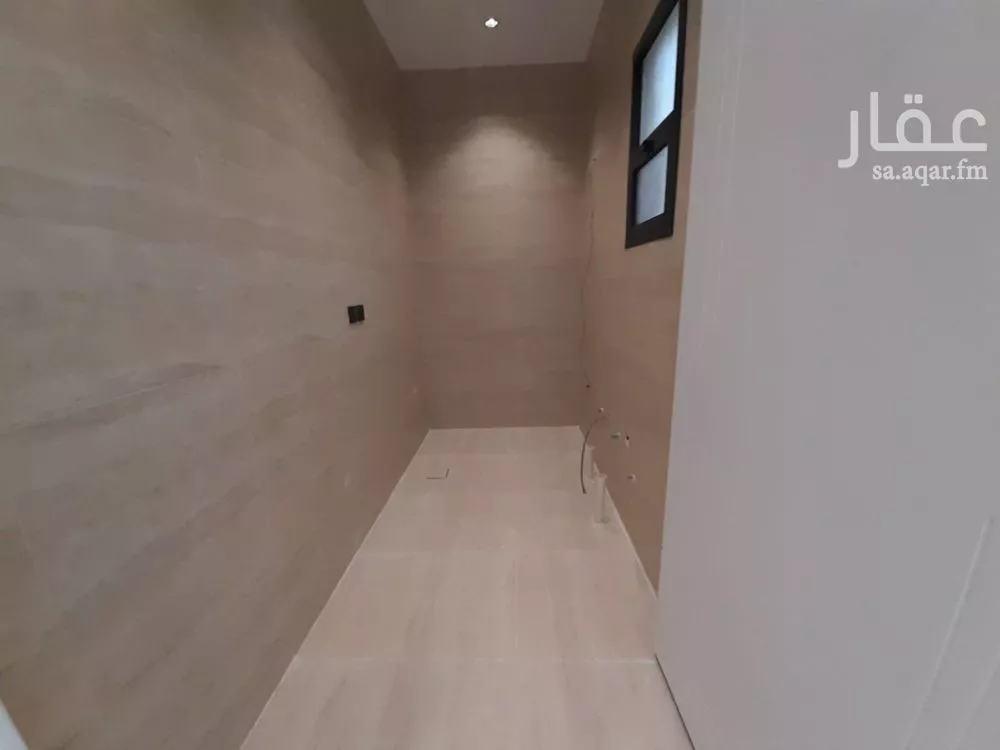 6 bedroom villa in Al Uraija Al Gharbiyah 12