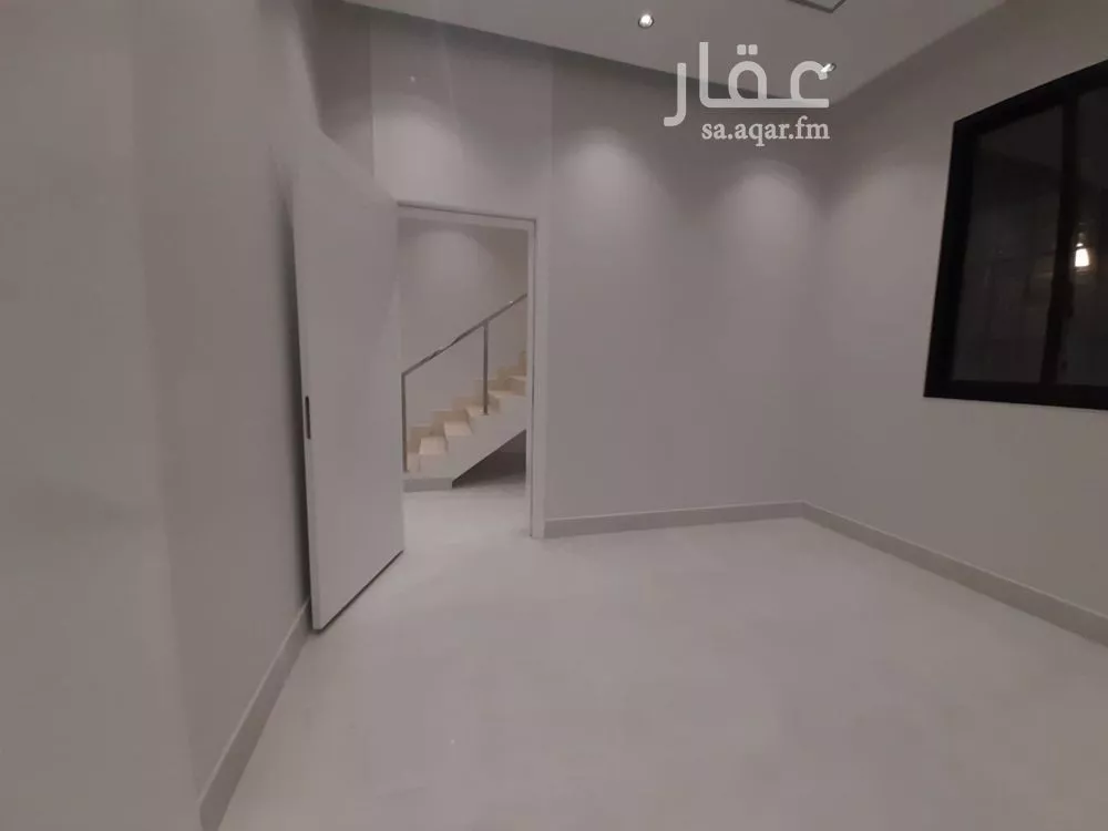 6 bedroom villa in Al Uraija Al Gharbiyah 13