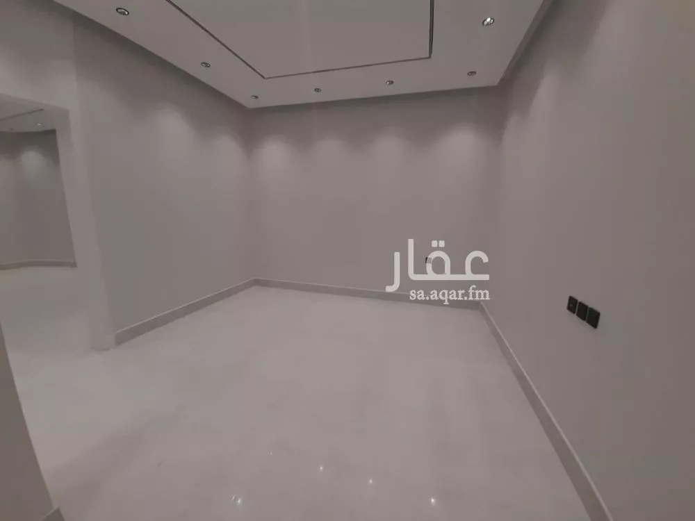 6 bedroom villa in Al Uraija Al Gharbiyah 15