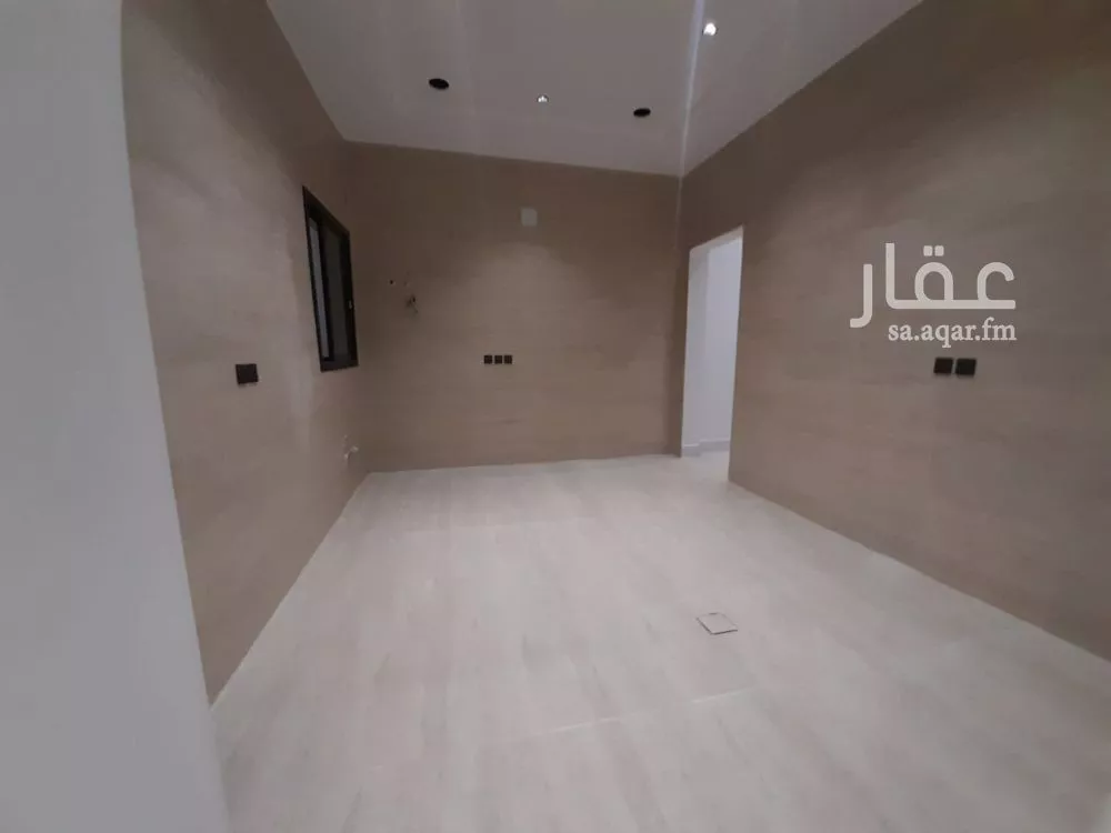6 bedroom villa in Al Uraija Al Gharbiyah 18