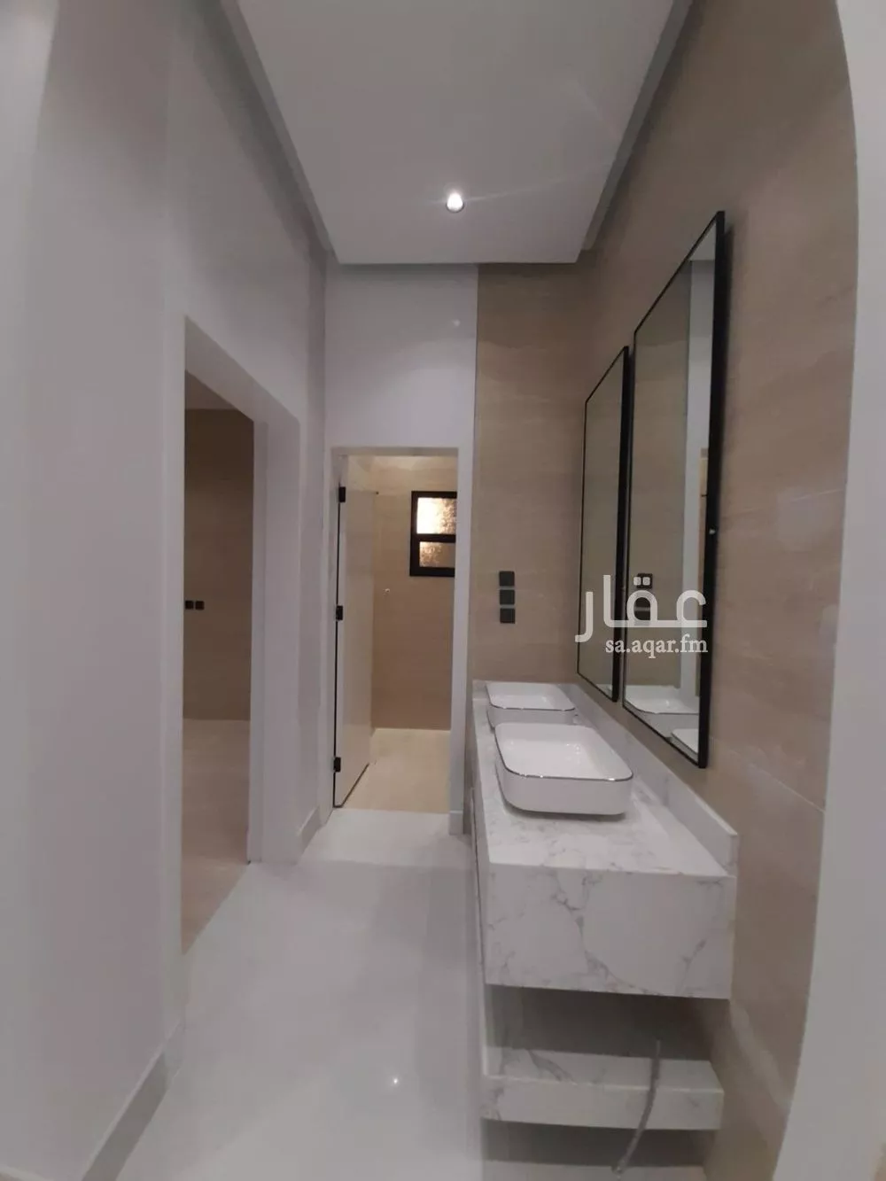6 bedroom villa in Al Uraija Al Gharbiyah 4