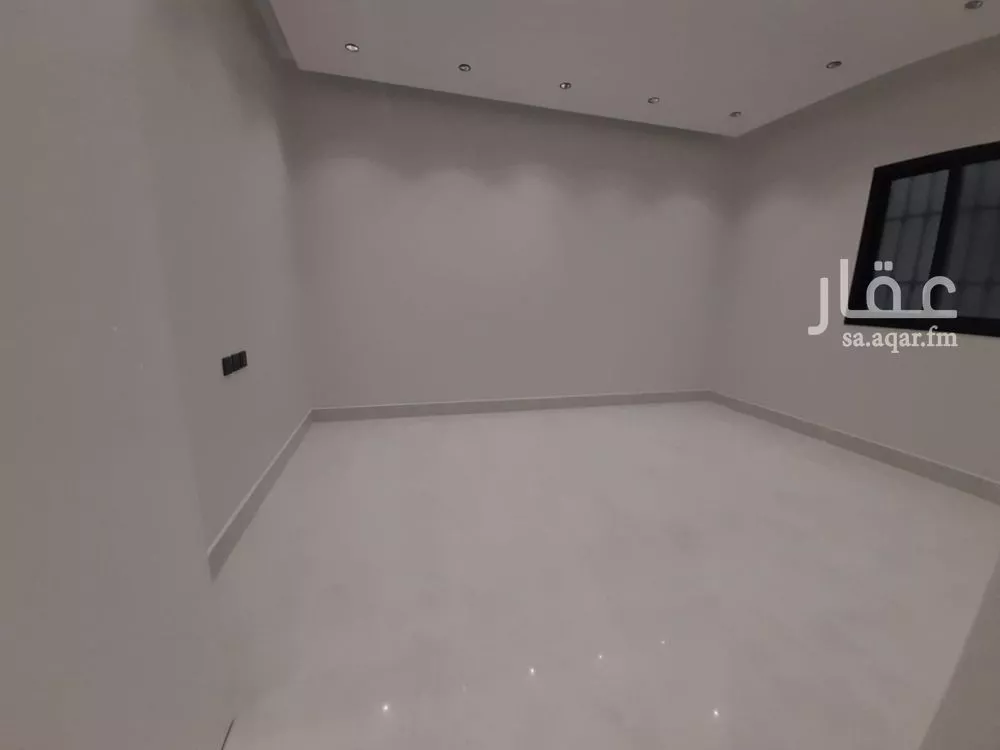 6 bedroom villa in Al Uraija Al Gharbiyah 9